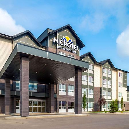 Microtel Inn & Suites By Wyndham Red Deer Zewnętrze zdjęcie